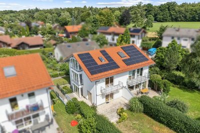 Schönes Stadthaus mit Atelier und Tiefgarage in begehrter Lage