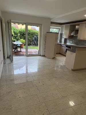 Modernisierte 2-Zimmer-Wohnung mit Garten & Terrasse – möbliert in Mainz-Kostheim