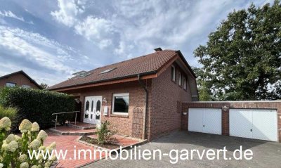Zweifamilienhaus mit Garten, Balkon und Doppelgarage in Borken-Marbeck