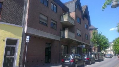 Helle sanierte 2 Zimmer Wohnung