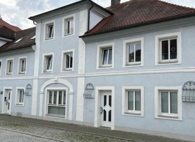 Charmantes denkmalgeschütztes Mehrfamilienhaus zum Verkauf - Perfekt für Kapitalanleger!