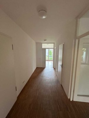 Helle Wohnung in Bilk, Super Lage, gute Anbindung