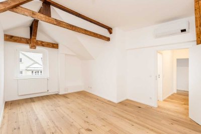 Elegante DG-Terrassenwohnung im Erstbezug: malerische Wohnlage, fast direkt am Treptower Park!