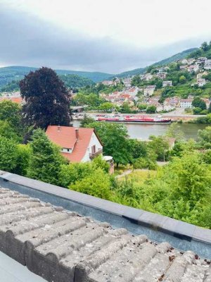 Schnuckelige 2,5 Zimmer Wohnung in MFH oberhalb des Neckars