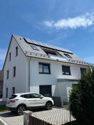 Helle 2 ZKB DG, Traum-Loggia, Hobbykeller, Garage