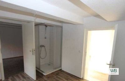 90 m2 helle 3 Zimmer Wohnung mit Küche - Ermsleben