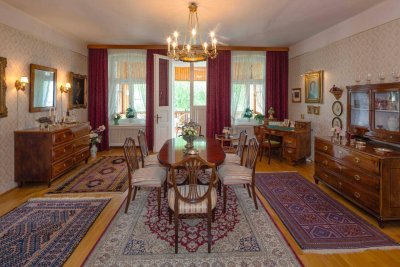 Eine Immobilie mit Vergangenheit für Ihre Zukunft!Idyllisches Landhaus mit Geschichte!