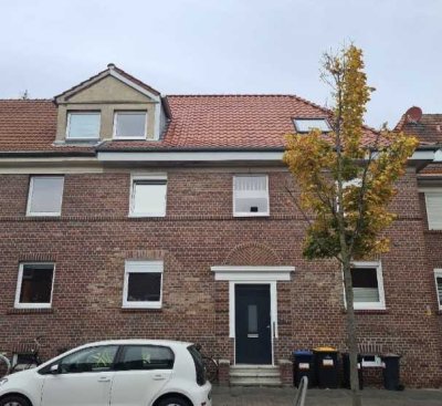 Vielseitig nutzbares Reihenhaus in begehrter Lage