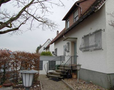 Komfortables, ausbaubares Einfamilienhaus in zentraler Lage Kornwestheims