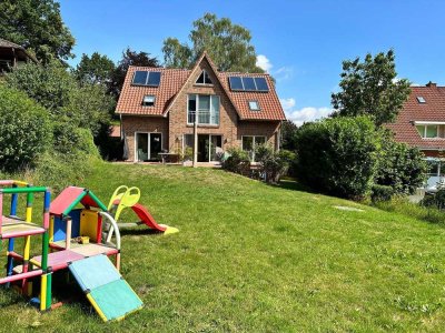 Gepflegtes 7-Zimmer-Einfamilienhaus mit Einbauküche in Malente