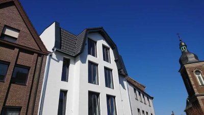 Stilvolle 2,5-Zimmer-Penthouse-Wohnung mit Loggia im Zentrum von Herzogenrath