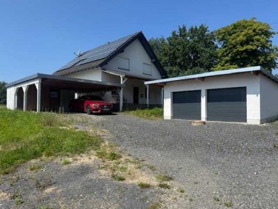 Einfamilienhaus mit Potenzial in nachhaltiger Bauweise