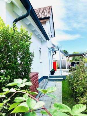 Innovatives helles, energieeffizientes Anwesen mit Einliegerwohnung und Sauna