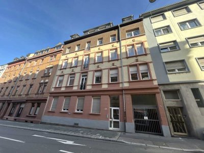 Helle Wohnung mit Balkon in zentraler Innenstadtlage – ideal für 2er-WG