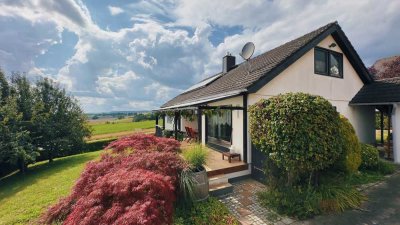 Großzügiges Einfamilienhaus mit traumhafter Aussicht