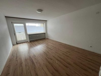 1-Zimmer-Wohnung in Selb - mit Einbauküche und Balkon - perfekt für Singles