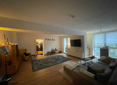 Schöne Maisonette Wohnung (Innenstadt West)