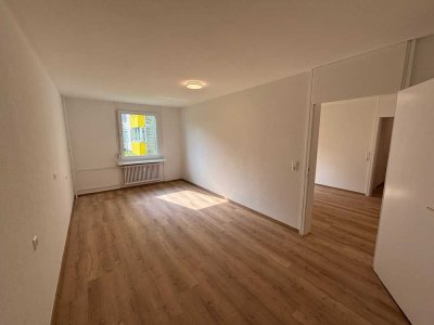 Frisch renovierte 2-Zimmer-Wohnung inklusive Einbauküche