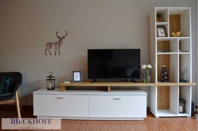 Sanierte und voll-möblierte  Terrassenwohnung im Grünen mit Bungalow-Charakter