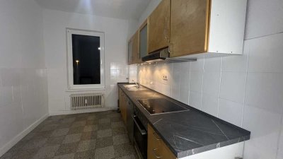 Helle 3 Zimmer Wohnung - WG Geeignet
