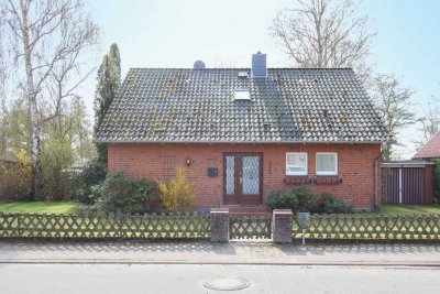 5-Zi.-EFH mit Garten, Garage und 2 Freistellplätzen in Dahlenburg - Erbbaurecht