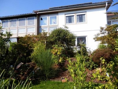 Ein.-Zweifamilienhaus mit wunderschönem Ausblick