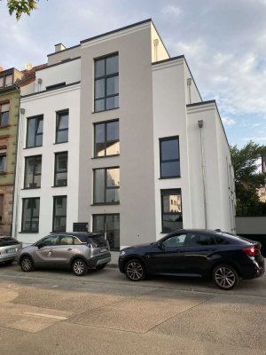 Stilvolle 3-Zimmer-Wohnung mit gehobener Innenausstattung mit Balkon in Hanau