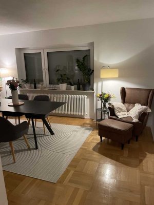 3,5 Zimmerwohnung mit neuwertiger EBK und Balkon