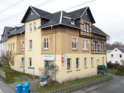 Mehrfamilienhaus mit Gewerbeeinheit und 6 Wohneinheiten