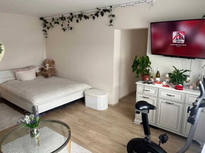 Helle 1 Zimmerwohnung mit einzigartiger Aussicht