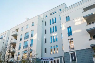 Kapitalanlage + Dreifamilienhaus, Carport, Doppelgarage +
