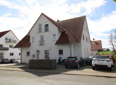 Lichtdurchflutete 5-Zimmer-Maisonette in Hagenbüchach