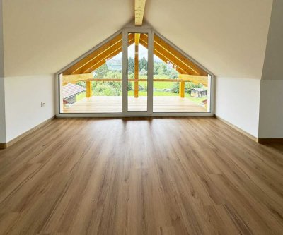 Charmante Dachgeschosswohnung im modernen Design – perfekt für Singles oder Paare