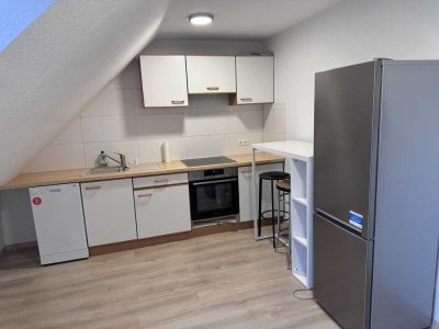 Gemütliche 3-Zimmer-Wohnung mit Einbauküche und Hochtisch in Lehrte
