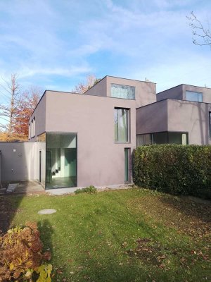 Modernes Reihenendhaus mit Garage in Bobingen