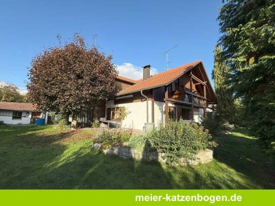 Zweifamilienhaus mit Traumgrundstück in Buxheim