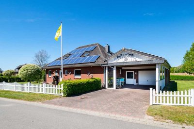 Guter Grundriss, viel Platz und naturnah: Dieses Einfamilienhaus ist Wohnen im Norden pur.