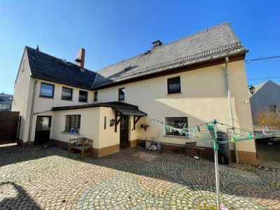 Einfamilienhaus mit Anbau/Gewerbefläche auf großem Grundstück | Niederfrohna