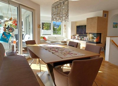 Wunderschöne Ausblicke bietet diese gepflegte Dachgeschosswohnung mit herrlicher Terrasse in Gisingen! Sie werden begeistert sein!