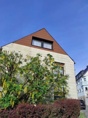 Großzügiges Einfamilienhaus mit 10 Zimmern in Schwarzenbach am Wald