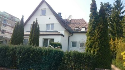 Gemütlich möblierte 2 Zi. auf der Karthause