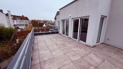 Erstbezug einer Exklusives Penthouse mit 2 Zimmern und 46 m² Terrasse  in Schöneck