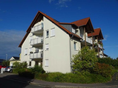 Zwei-Zimmer-Wohnung im EG und zwei Räumen im UG - 
nördlich von Herzogenaurach