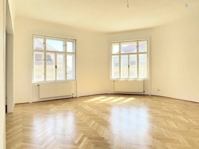 GROßZÜGIGE FAMILIENRESIDENZ