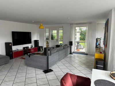 Großzügige 4-Zimmer-Wohnung im EG mit Terrasse und Wintergarten in idyllischer Lage