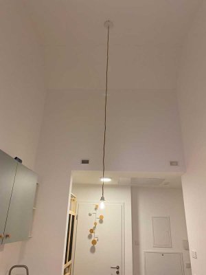 Chices Apartment für Stud. Auszub. Berufstätige. DG mit Loggia