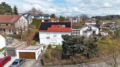 INTERESSANTES 3-FAM.HAUS- GEWACHSENES WOHNGEBIET VOGT - MIT PV ANLAGE