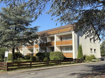 Ehlershausen: Renovierungsbedürftige Erdgeschosswohnung in ruhiger Lage