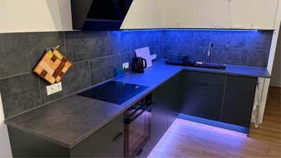 Küchenübernahme möglich! Exklusive 2-Zimmer-Wohnung ab 01.11. frei!
