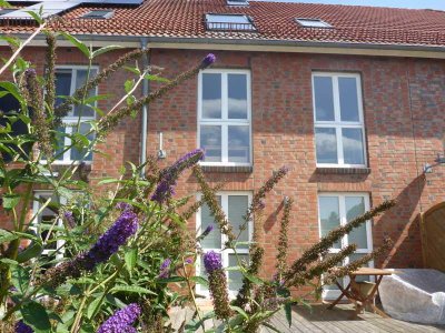 großes, komplett renoviertes Reihenmittelhaus in Lambrechtshagen ohne Courtage